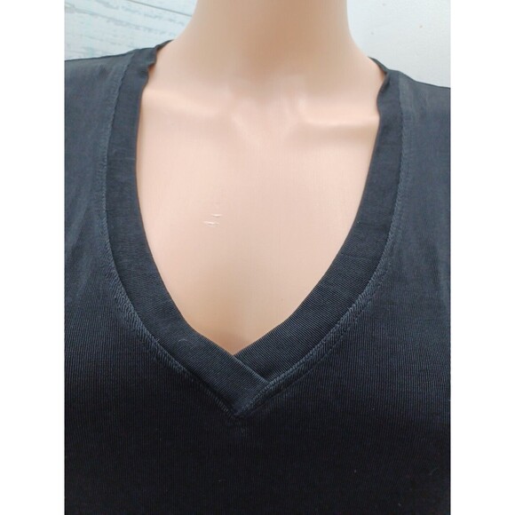 CHICO'S Travelers Black V Neck Short Sleeve Pullover Top 2 / L - Picture 2 of 9